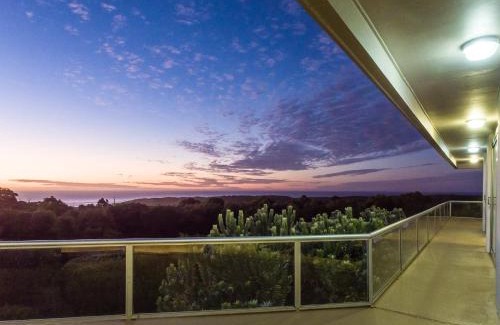 Margaret River House | Horizons House - Peaceful Retreat with Ocean and Bush Views