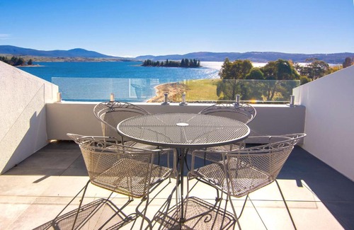 Jindabyne Hotel | Relax at Rydges Horizons in the Snowy Mountains