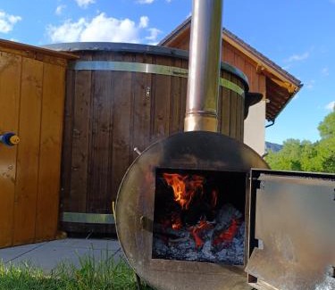 Haligovce Ski Chalet | Relax at Horná chata u Bratrikov: Pet-Friendly Retreat