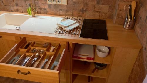 Rokytnice nad Jizerou Apartment | Discover Horní Náměstí: Hot Tub & Family-Friendly Fun