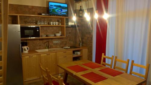 Rokytnice nad Jizerou Apartment | Discover Horní Náměstí: Hot Tub & Family-Friendly Fun