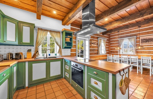 Horni Marsov Villa | Explore Horni Marsov: Pet-Friendly Retreat with Spa Access