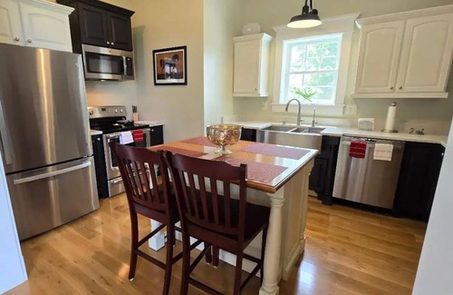 Paris House | Experience a Horse Farm Stay in the Kentucky Bluegrass