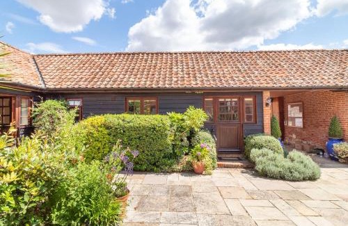 Little Glemham House | Horseshoe Hotel: Family-Friendly Stay with Pool & Pets Welcome