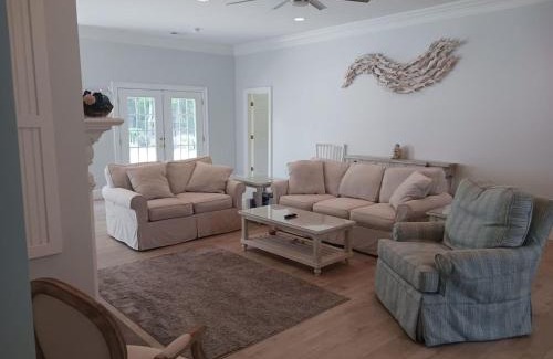 Little River House | Serene Escape at Horseshoe Manor with Oceanfront Views