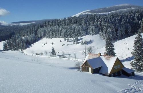 Mala Upa Ski Chalet | Pet-Friendly Escape at Horská Chata U Básníka - Rated 9.6