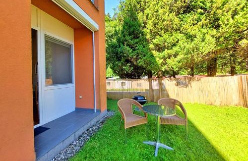 Svoboda nad Upou Apartment | Cozy Apartment with Enclosed Garden for Families