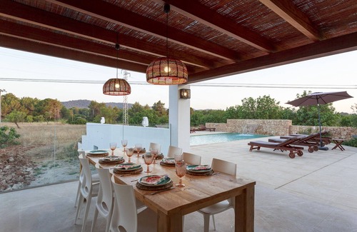 Sant Rafael de Sa Creu Villa | Relax at Hort den Pilot Ibiza - Spa & Family-Friendly Amenities