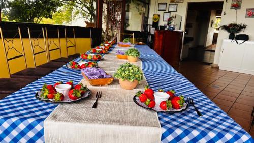 Vara Blanca Cabin | Pet Friendly Hortensias Chalets: Rated 9/10 in Vara Blanca