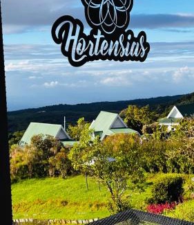 Vara Blanca Cabin | Pet Friendly Hortensias Chalets: Rated 9/10 in Vara Blanca