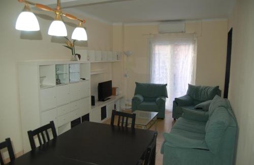 Old Town Apartment | Hortes 7: Pet-Friendly Retreat with High Guest Ratings