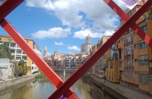 Old Town Apartment | Hortes 7: Pet-Friendly Retreat with High Guest Ratings
