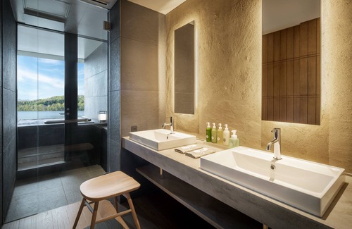 Shiraoi-cho House | Inviting Hoshino Resorts KAI Poroto: Eco-Friendly Retreat