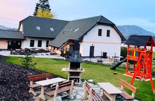 Zenklava House | Pet-Friendly Comfort at Hospůdka a Ubytování U Mitucha