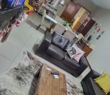 Centro House | Hospedagem Sil e Jean quarto triplo, cozinha compartilhada com outros hóspedes