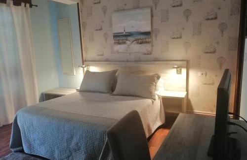 Porto do Barqueiro House | Discover Hospedaje A Goleta: Rated 8.9 with Breakfast & Dining