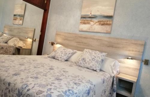 Porto do Barqueiro House | Discover Hospedaje A Goleta: Rated 8.9 with Breakfast & Dining