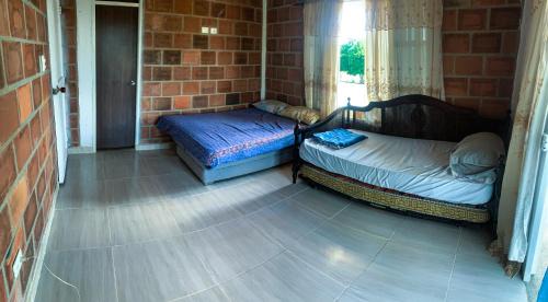 El Cerrito House | Inviting Countryside Stay Near Cali and Palmira with Pool
