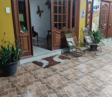 Leticia Hotel | Pet Friendly Escape at Hospedaje Casa Lucía - 9.1/10