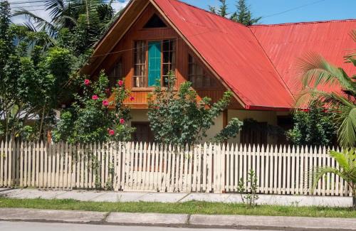 Oxapampa House | Budget-Friendly Hospedaje Cattleya with Breakfast Included