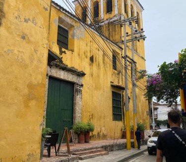 Cartagena Walled City Apartment | Hospedaje Doña Argenida