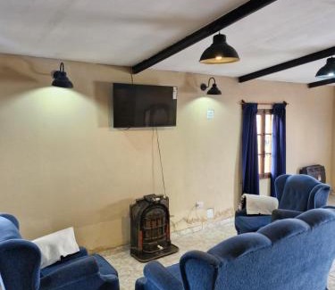 Gobernador Gregores Apartment | Pet-Friendly Hospitality at Hospedaje El Quincho - 9/10 Rating