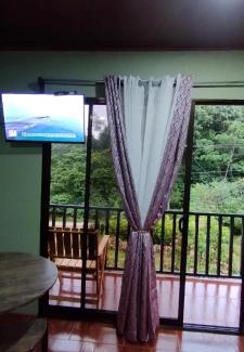 San Vito Apartment | Family-Friendly Stay at Hospedaje El Paraíso