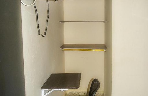 Cisneros House | Budget-Friendly Stay at Hospedaje Ferrocarril