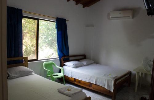 Santa Fe de Antioquia House | Cozy Family Retreat at Hospedaje la Glorieta