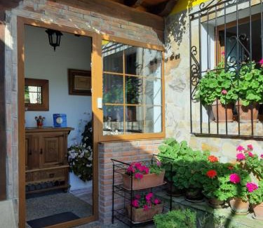 Santillana del Mar House | Cozy Stay at Hospedaje Maria Jesus with Family-Friendly Perks