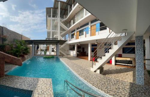 Los Pinos Hotel | Relax at Hotel Pinos del Mar with Ocean Views and Pool