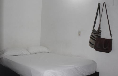 Guayabal House | Cozy Hospedaje Primavera: Pet-Friendly Stay with Breakfast