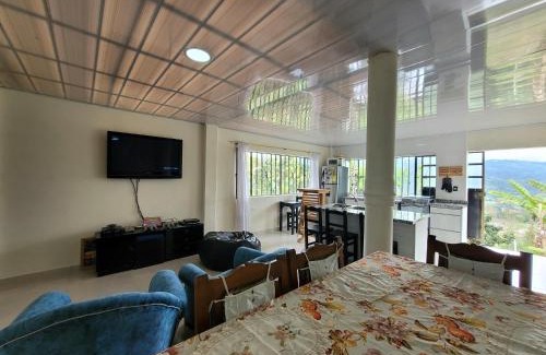 Choachi House | Pet-Friendly Retreat at Hospedaje Roca Firme - 10/10 Rated