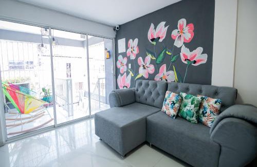 Bosquesito Apartment | Pet-Friendly hospedaje rosa blanca with Breakfast & Dining