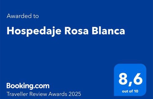 Bosquesito Apartment | Pet-Friendly hospedaje rosa blanca with Breakfast & Dining