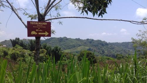 Cuetzalan del Progreso Hotel | Top-Rated Hospedaje Totalmanik: Pet-Friendly & Hot Tub Access