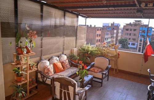 Callao Bed & Breakfast | Budget-Friendly Stay at Hospedaje Turístico Peruvian Wasi