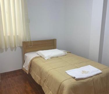 Puerto Chicama Hotel | Hospedaje Wendy