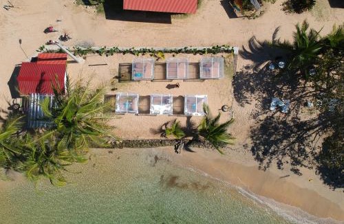 Boca del Drago Hotel | Oceanfront Retreat at Hospedaje Yarisnori - Rated 8.8/10