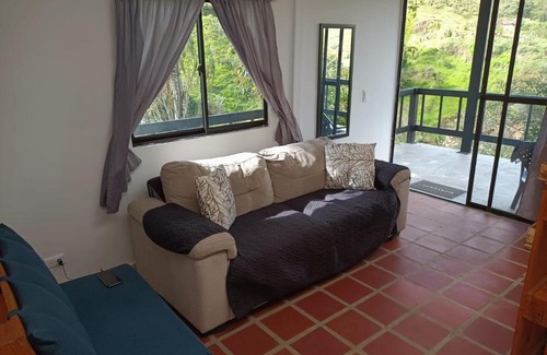 Concepcion House | Pet-Friendly Cabaña with Wifi and River Access in Concepción