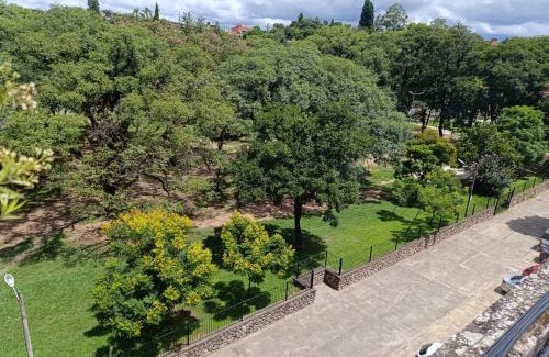 Palpala Apartment | Discover Hospedajes JUJUY: Family-Friendly with Kitchen