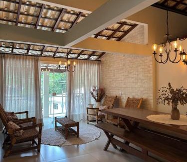 Santa Teresa House | Cozy Hospedaria Aconchego: Family-Friendly Retreat
