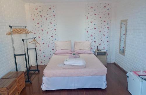 Santa Cruz de Minas Bed & Breakfast | Pet-Friendly Retreat at Hospedaria Casa Real - 10/10 Rated