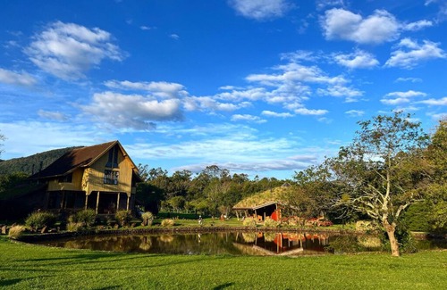 Canela Cottage | Tranquil Nature Retreat with Spa and Family-Friendly Amenities