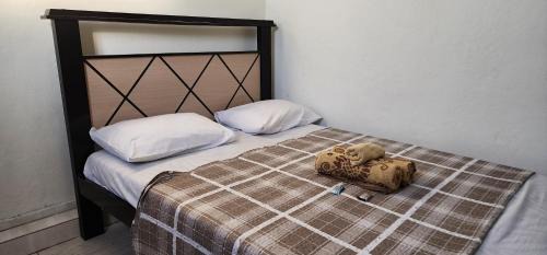 Sao Thome das Letras House | Welcoming Stay at Hospedaria Oliveira - Family Friendly!