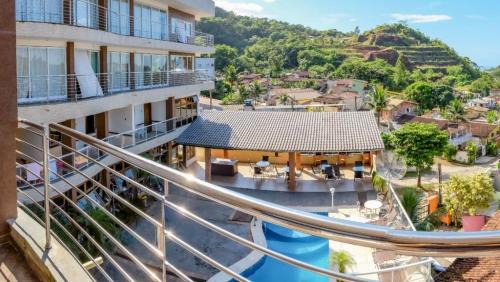 Pereque-Mirim Hotel | Inviting Stay at Hospedaria Vitória Mar with Pool & Breakfast