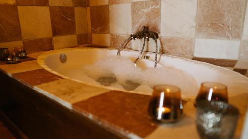 Arcas Hotel | Oceanfront Retreat at Hospedería Ballesteros - Pet Friendly!