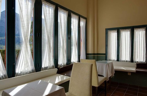 Casas Nuevas Hotel | Relaxing Retreat at Hospedería Rural Casas Nuevas