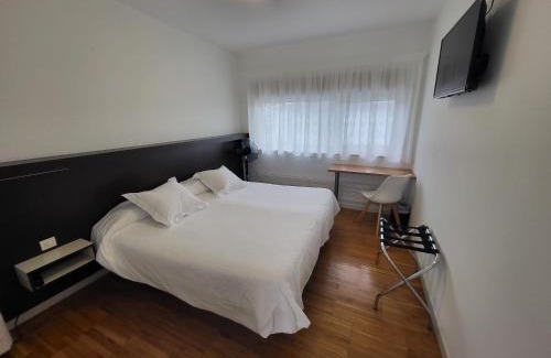 Lugo Hotel | Discover Hospedería San Froilan: Rated 8.6/10 & Family-Friendly