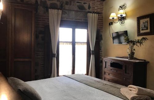 Toledo City Center House | Rated 9.1/10: Hospederia Casa de Cisneros Awaits You